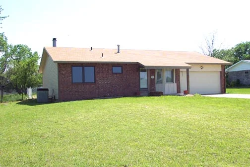 11431 E Harry photo 1