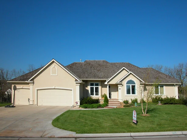 151 Belle Terre photo 1