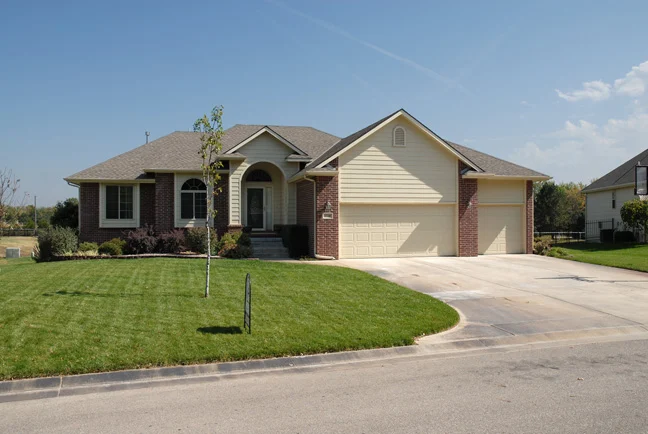 1720 Aspen Creek photo 1