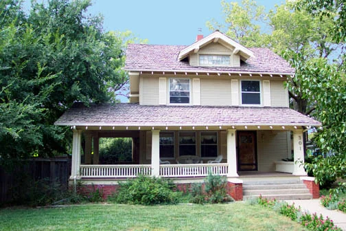 301 N Fountain photo 1